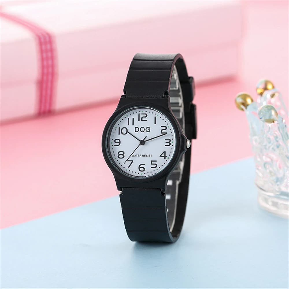 Ladies Sports Fashion Brand Watches Black And White Digital Simplicity Women Quartz Watch Casual Silicone Dress Gift Clock