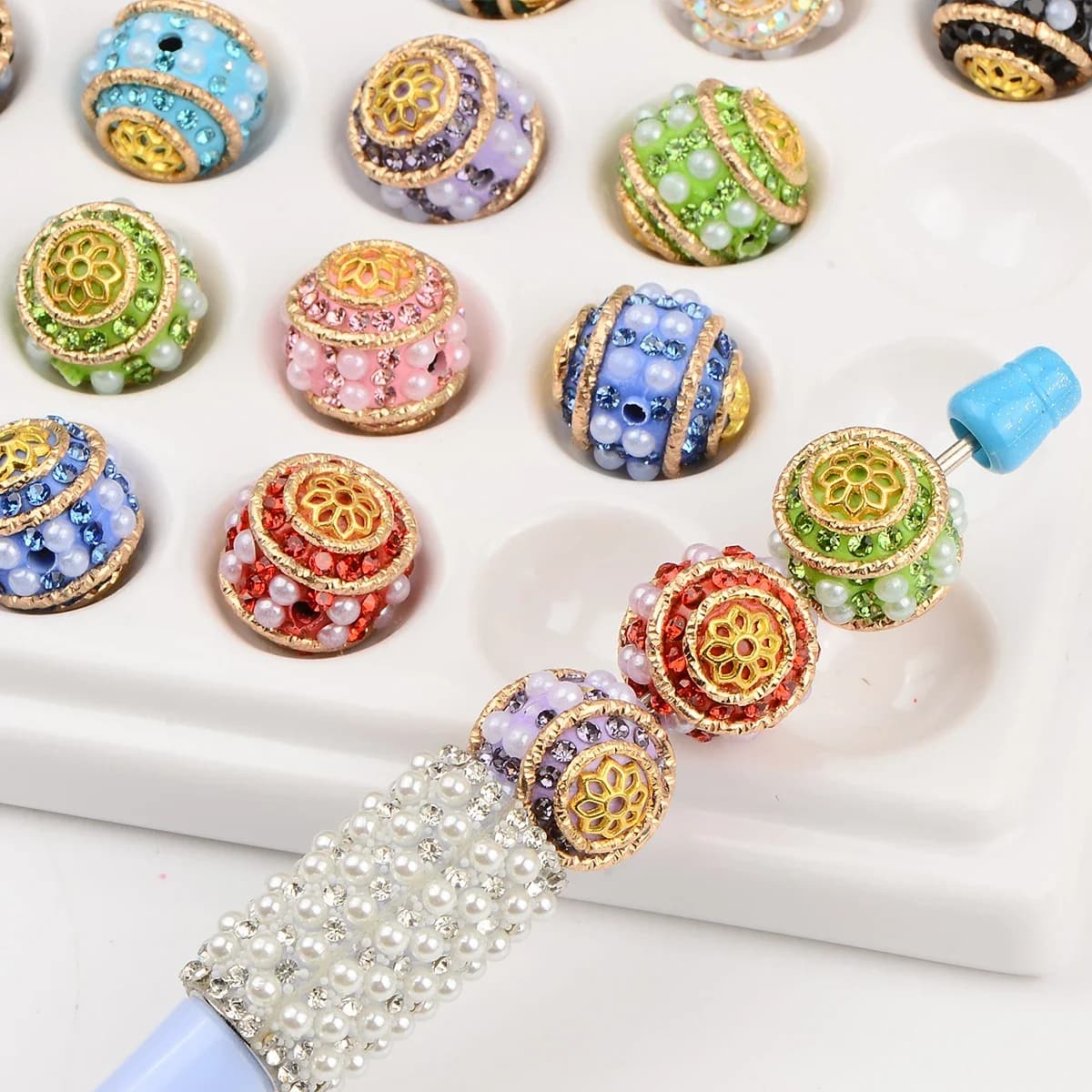 4pcs Assorted Varieties Vintage Pattern Metal Ball Beads Charm Beads For DIY Necklace Bracelet Jewelry Making Findings