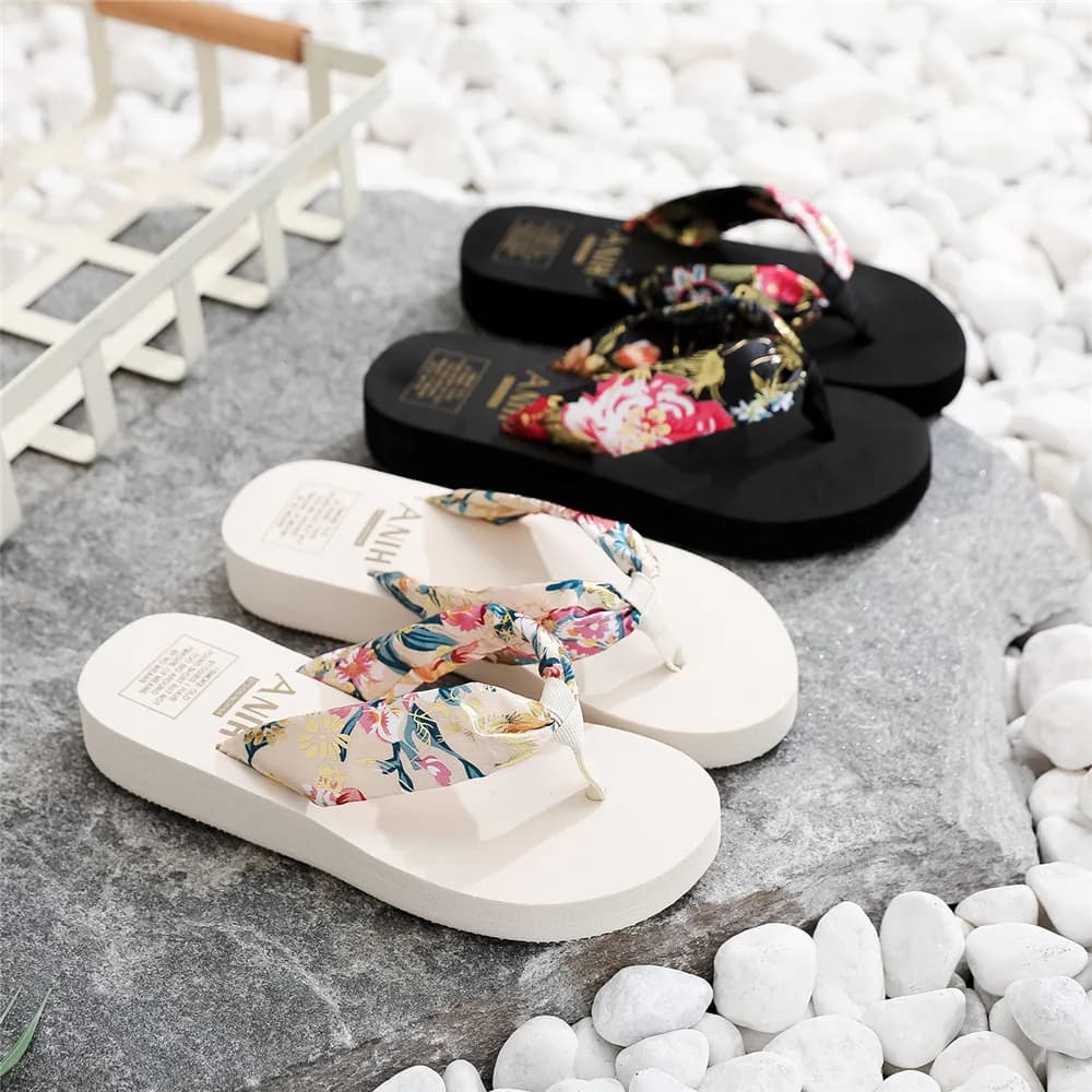 Summer Floral Printing Slippers Women Bohemian Satin Strap Flat Flip Flops Outdoor Thick Bottom Beach Shoes Thick heel Slides