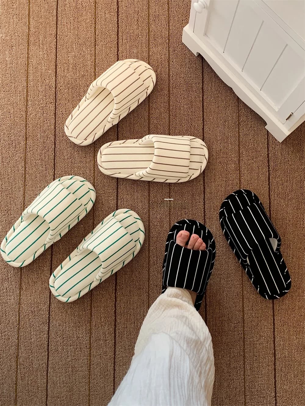 Comfortable Cotton Linen Slippers Women Stripe Design Soft Floor Shoes Four Seasons