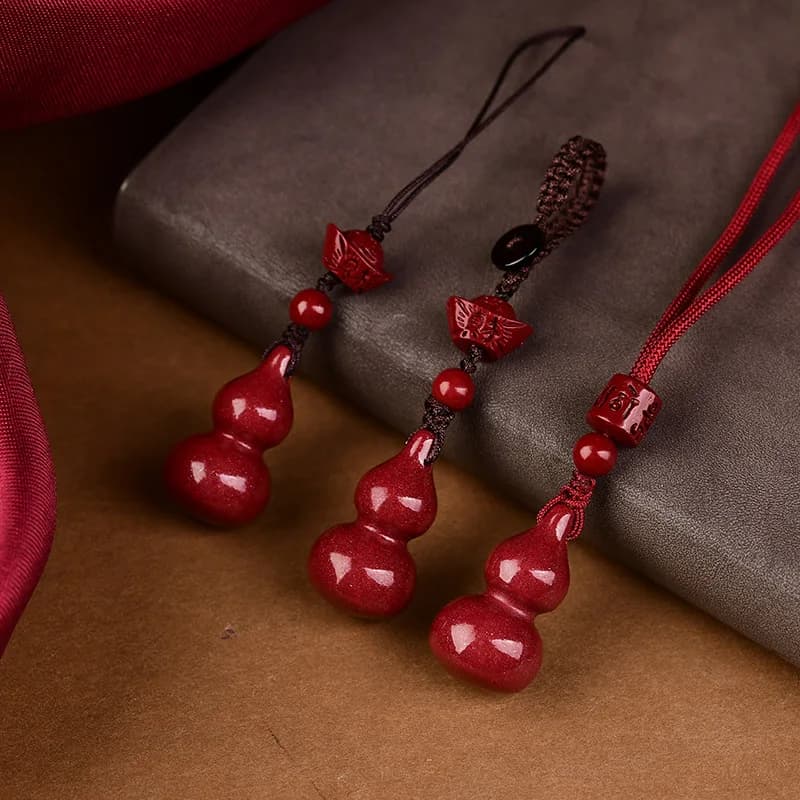 Natural cinnabar cinnabar gourd solid ingot gourd pendant keychain gourd mobile phone chain pendant