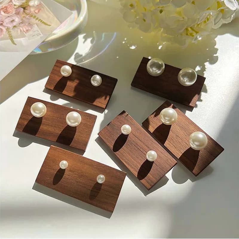 6/8/10/12/14MM Pearl Earrings Japanese and Korean Casual Earrings White Personalized All-match Pearl Earrings for All Seasons