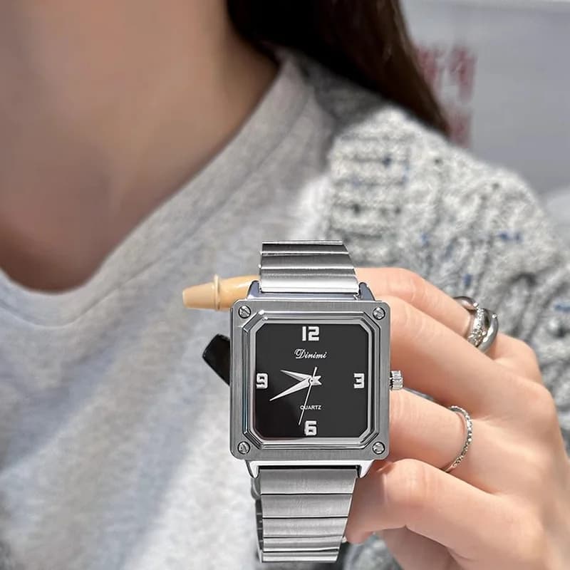 DINIMI Watch female simple fashion brand students high school workplace lady leisure square steel belt quartz wrist