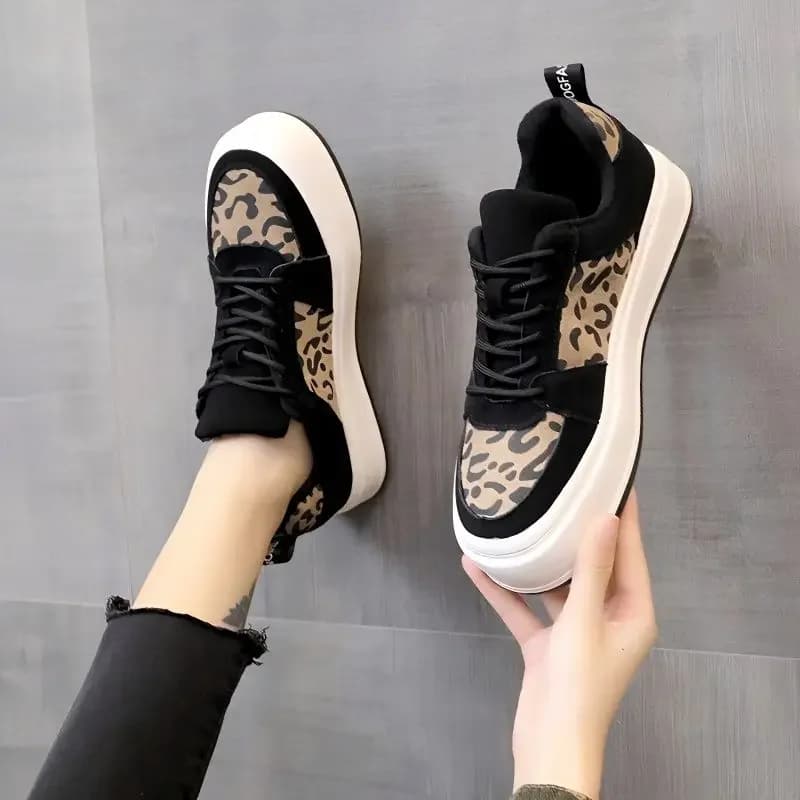 Leopard Print Flat Shoes for Women Trends 2024 A Aesthetic Offers Walking Woman Footwear Comfortable and Elegant On Sale New 39