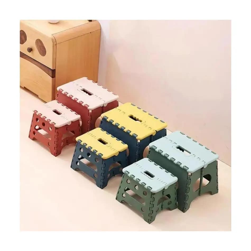 Outdoor Camping Garden Camping Kids and Adults Use Chair Seat Folding Step Stool Portable Chair Seat for Home Bathroom Kitchen