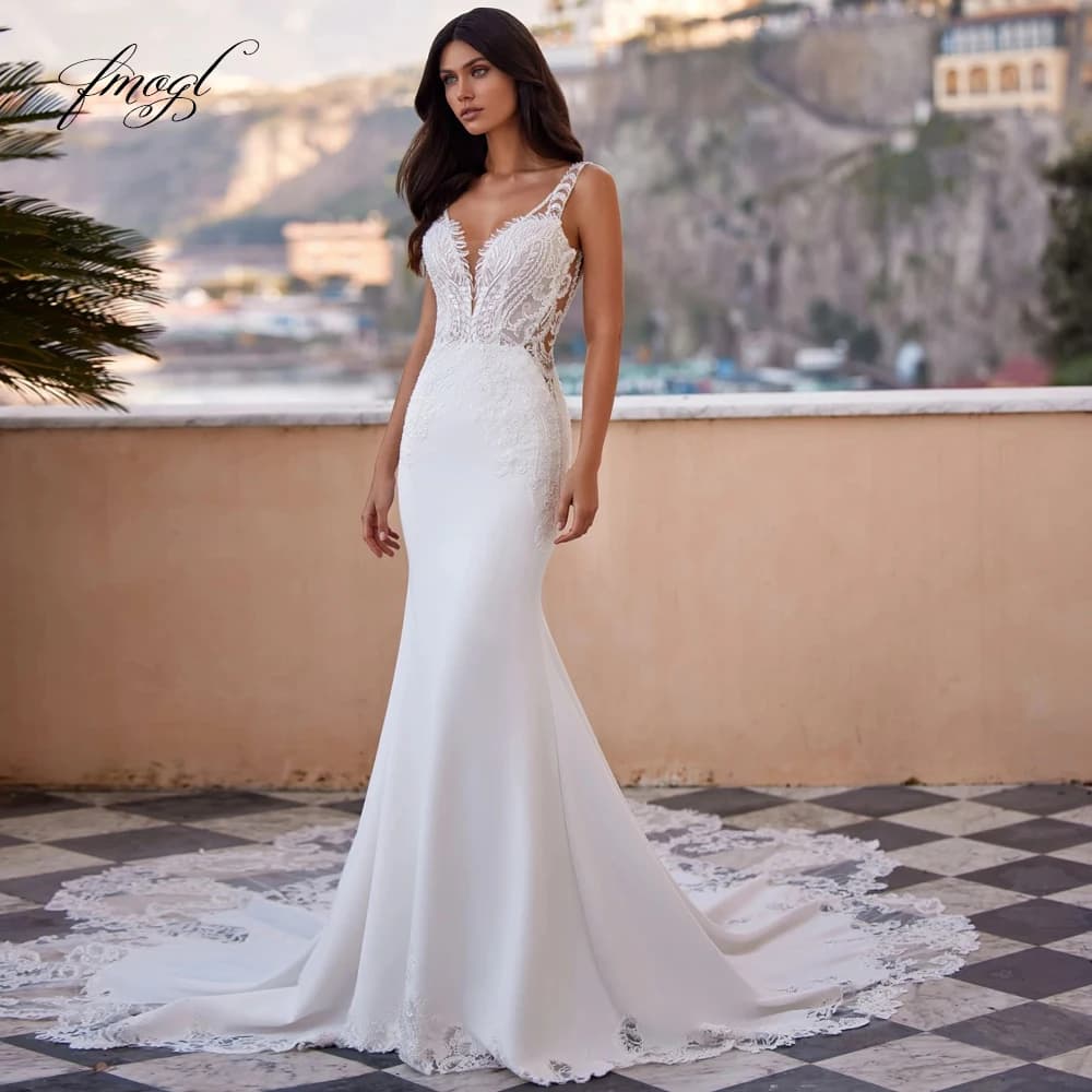 Customized Exquisite V Neck Backless Soft Satin Mermaid Wedding Dresses Luxury Appliques Beaded Court Train Trumpet Bridal Gown