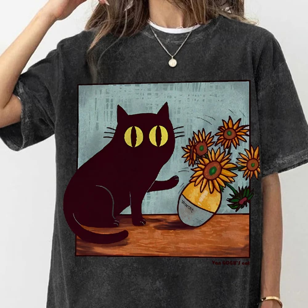 Cartoon Kitten Chrysanthemum Vase Print T-Shirt Round Neck Washed Shoulder Designer 2025 New Trendy Fashion Short Sleeves