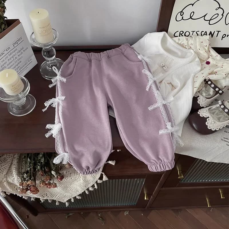 Sweet Baggy Sweatpants Girl Childrens Trousers 2024 Autumn New Products Bow Lace Pants Comfortable and Casual
