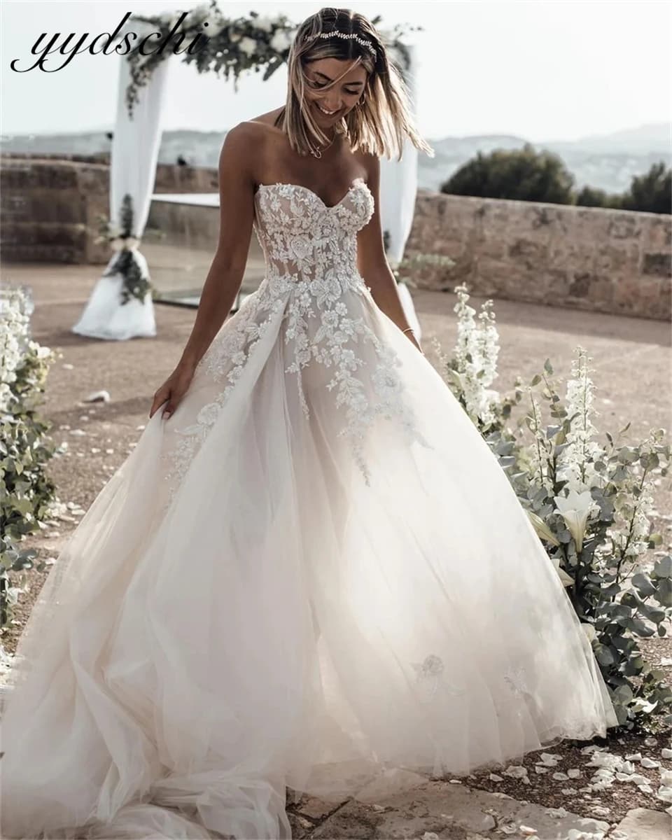Customized Elegant Strapless Lace Sweetheart Neck 2025 Wedding Dresses for woman Court Train Bridal Gowns Vestidos De Noiva