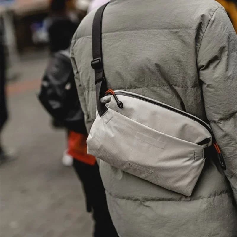 Men Crossbody Chest Bag Lite Sling 7L Lightweight Design Outdoor Casual Shoulder Bag for Women Crossbody Bag 2024