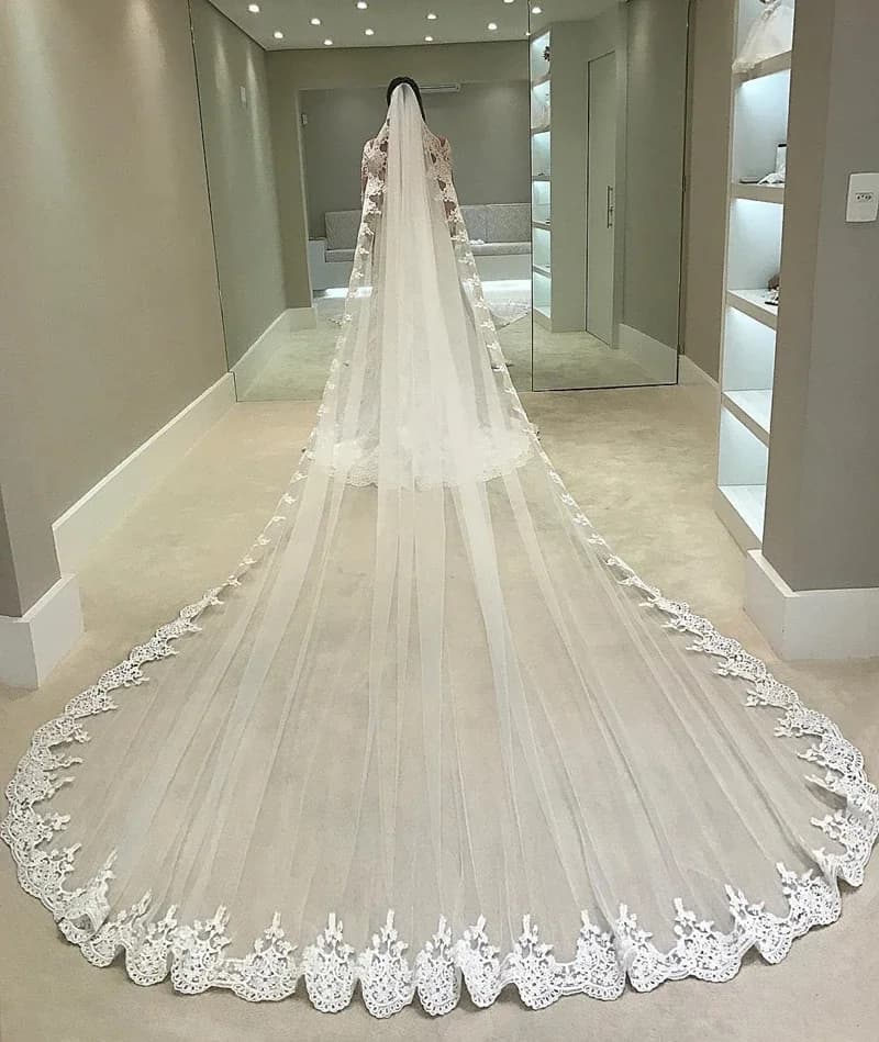 Wedding Bride White Ivory 4 Meters Long Lace Cathedral Wedding Veil One Layer Tulle Bridal Veil with Comb Wedding Accessories