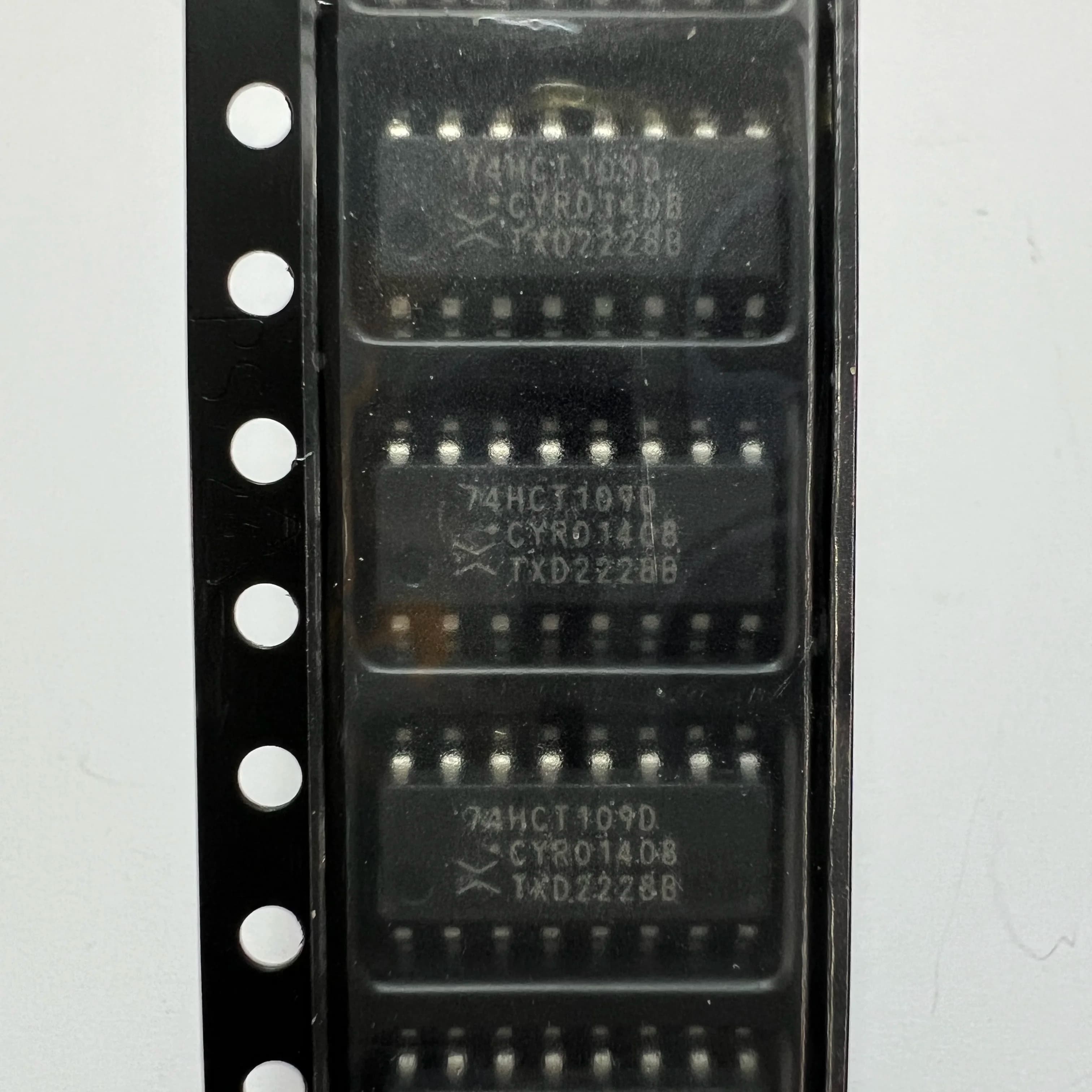 10PCS/LOT 74HCT109D,653 (Logic ICs)