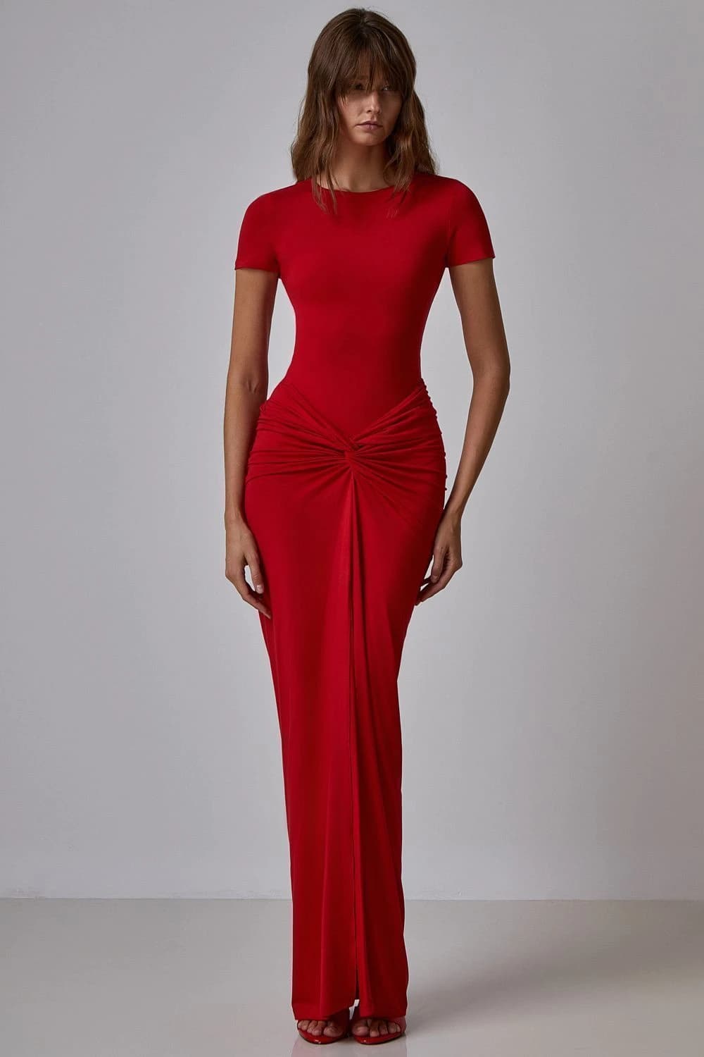 Graceful Jersey Straight Evening Dress Front Slit O-neck Short Sleeves Floor Length Red Sweep Train Bespoke Occasion Gowns