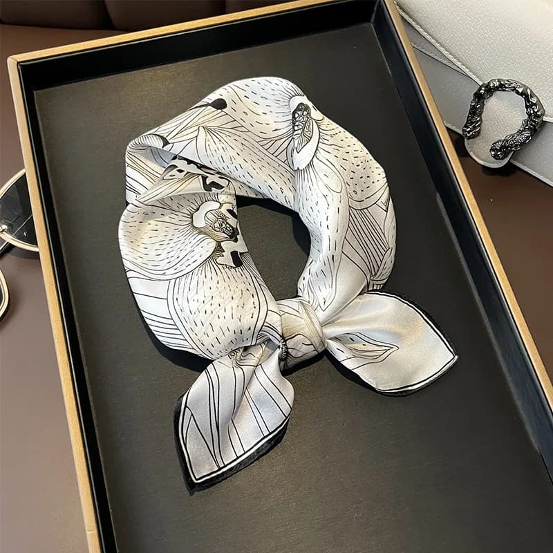 Fashion 100% Natural Real Silk Scarf Women Shawls Wraps for Ladies Neckerchief Scarves New Pashmina Bandana Flower Foulard Femme