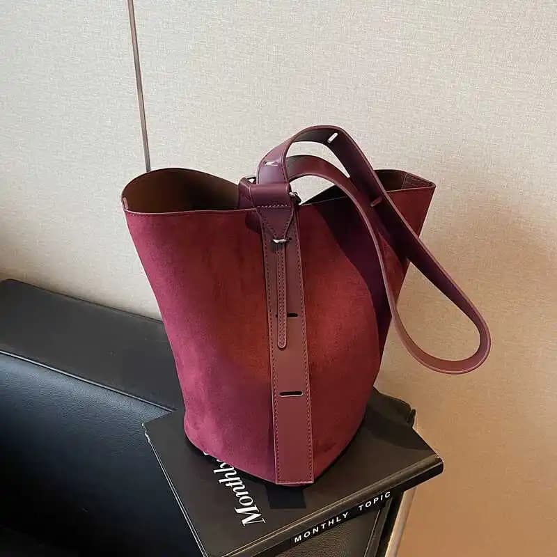 Vintage Red Suede Bucket Bags For Women New Fashion Niche Large Capacity One Shoulder Crossbody Bag Noble Elegant Underarm Bags