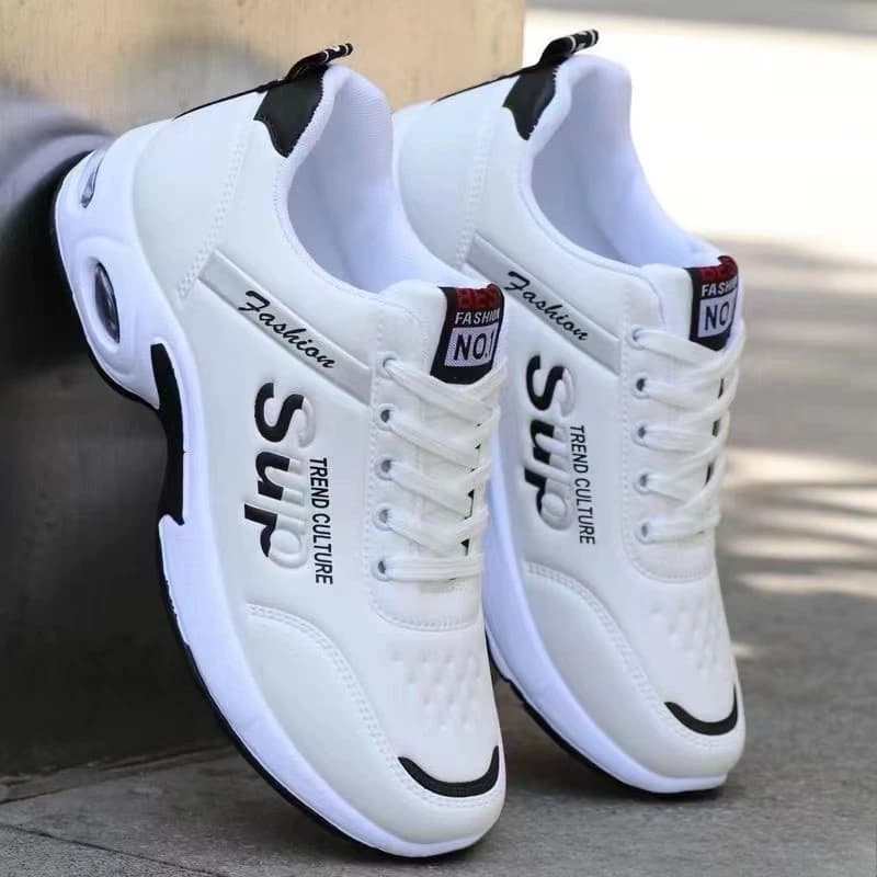 Indoor height increase of 6CM trendy men's anti slip and anti odor running shoes with leather surface and waterproof men's shoes