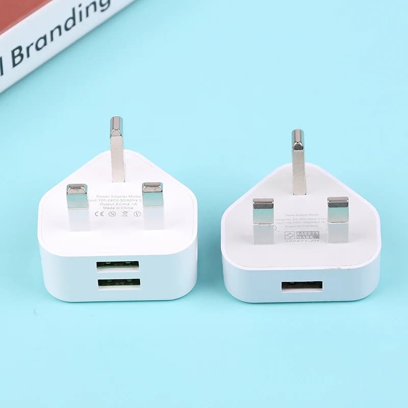 Universal UK Plug 3 Pin Wall Charger Adapter With 1/2 USB Ports Charging For Iphone 11 For Samsung/Huawei Charging Charger