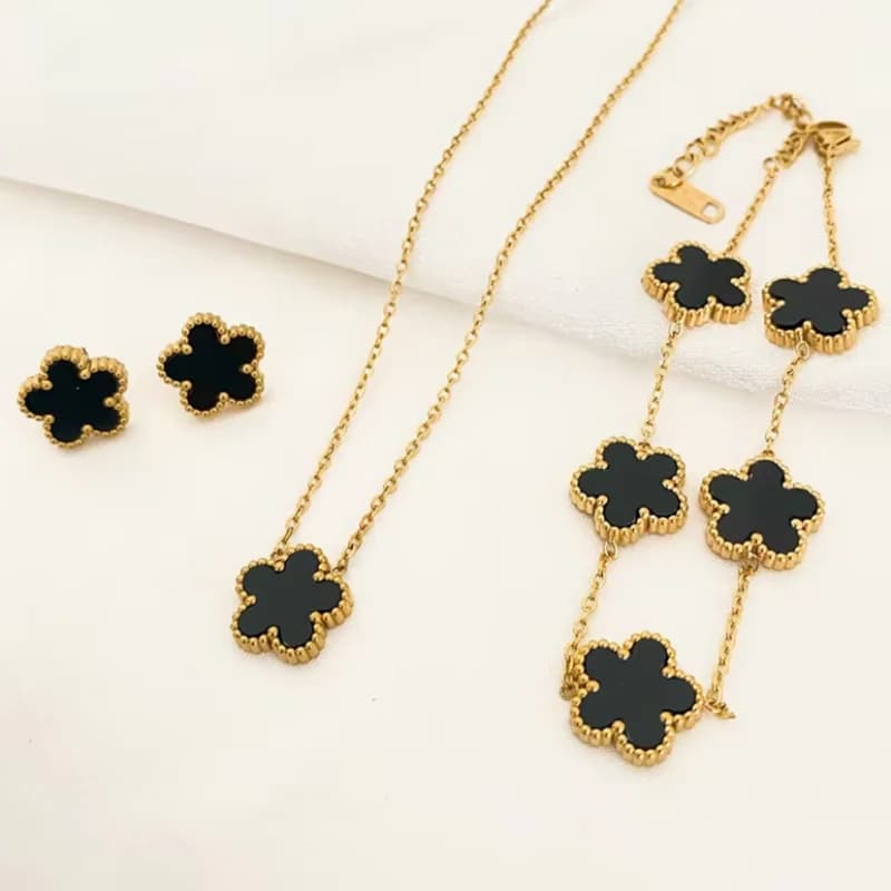 3-Piece Set of Plum Blossom Five-Leaf Flower Necklace Bracelet Women's Gift Jewelry Set for Parties
