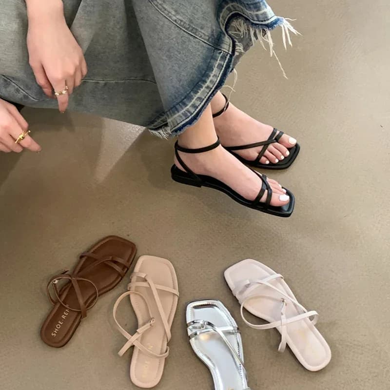2025 Summer Gladiator Women Sandals Fashion Elegant Narrow Band Clip Toe Shoes Ladies Comfort Flats Beach Sandalias