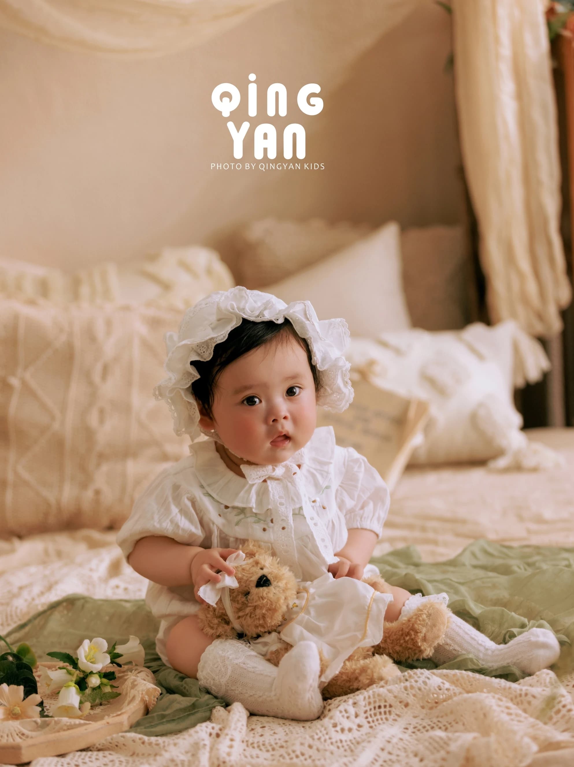 Childrens photography clothing retro oil painting style French baby hundred day and one year photos baby costume girl  신생아촬영