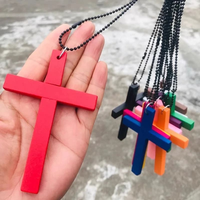 2025 New Cool Punk Gothic Wood Cross Pendant Necklace for Women Men Vintage Black White Hip Hop Y2k Necklace Party Jewelry Gift