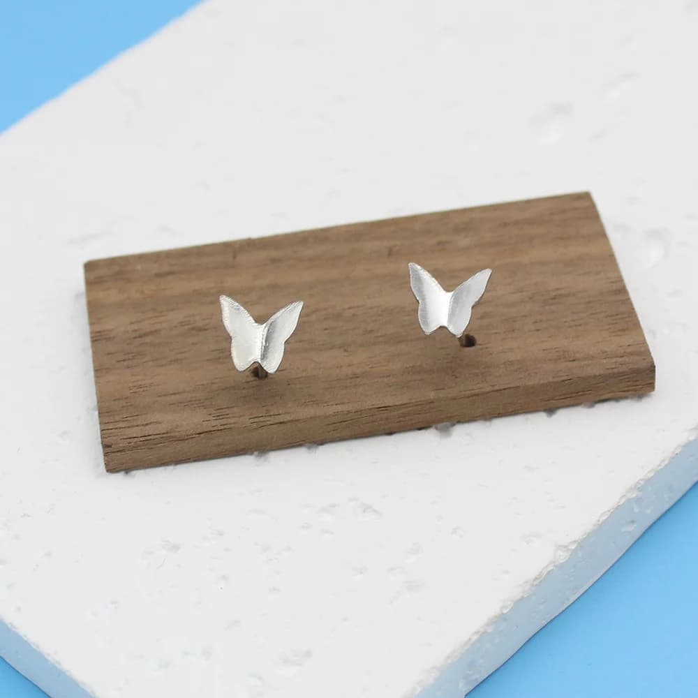 Silvery Metal Butterfly Small Stud Earring for Women Korean Simple Sweet Lovely Animal  Jewelry Wholesale Birthday Gift