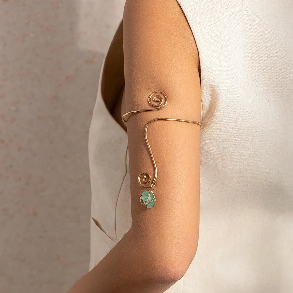 New Creative Water Drop Stone Pendant Open Cuff Bangles for Women Wed Bridal Goth Geometric Arm Bracelet Aesthetic Jewelry