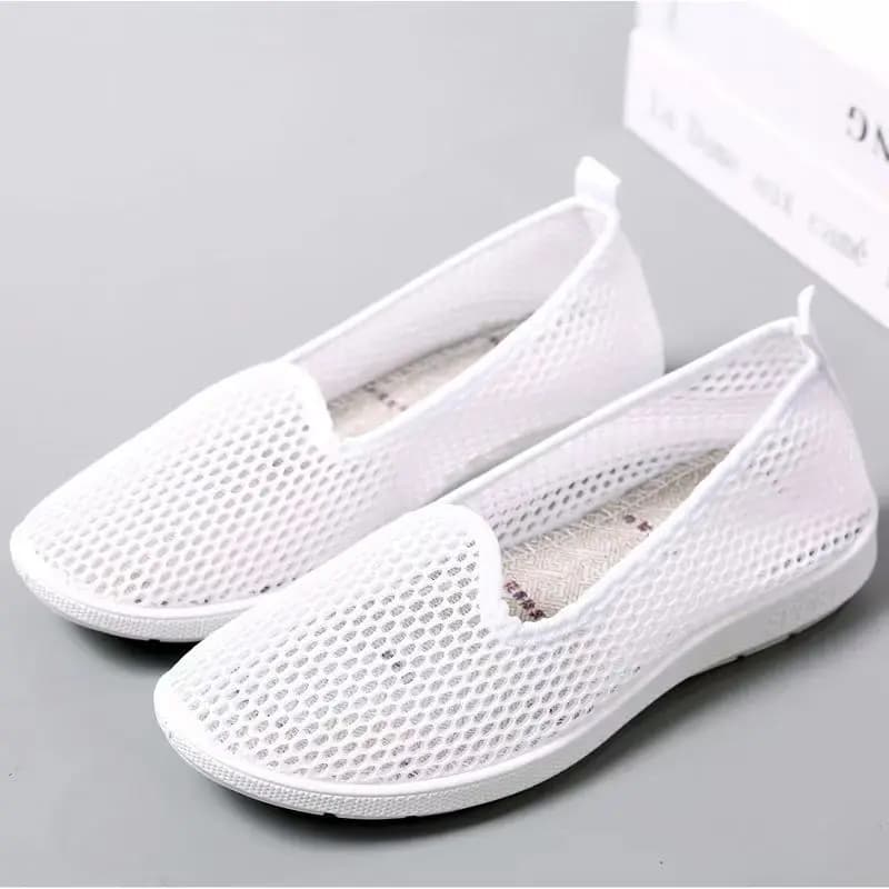 New Woman's Summer Mesh Hollow Flat Sole Casual Shoes Soft Sole Non Slip Breathable Slip On Light Walking Shoes Ballet Shoes