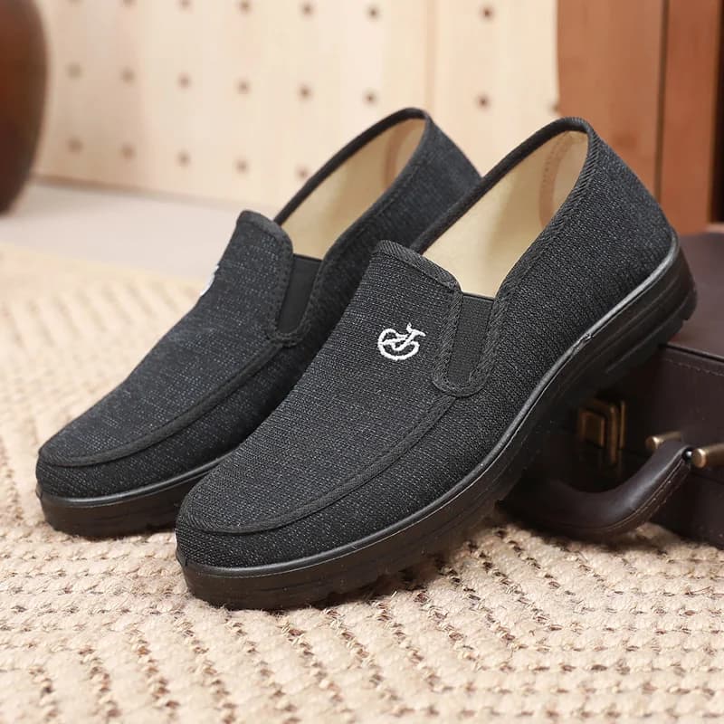 spring new old Beijing cloth shoes men's single shoes elderly loafers father breathable antiskid dad soft bottom shoes
