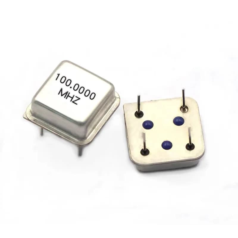 Active crystals 50 m 100 m 125 m square into four feet 50 MHZ 100 MHZ, 125 MHZ quartz crystals