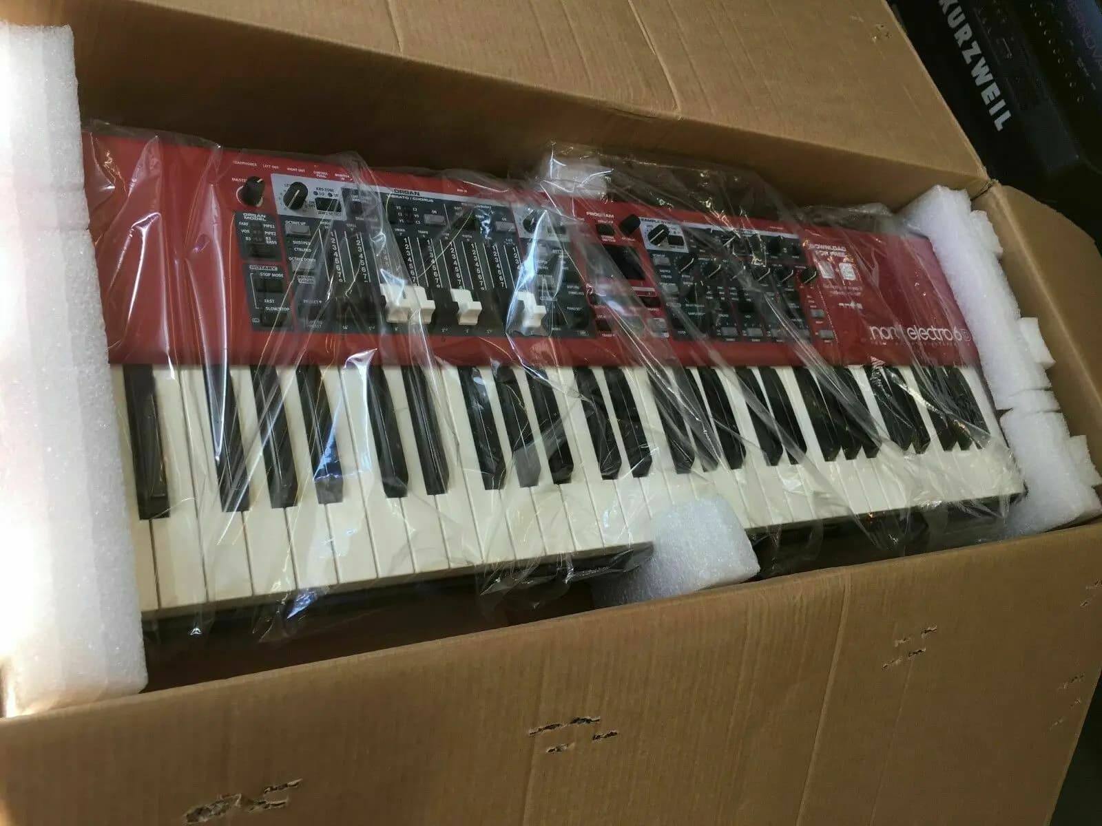 Buy 2 get 1 free Korg PA1000 61 Key keyboard Arranger PA 1000 in stock New ARMENS