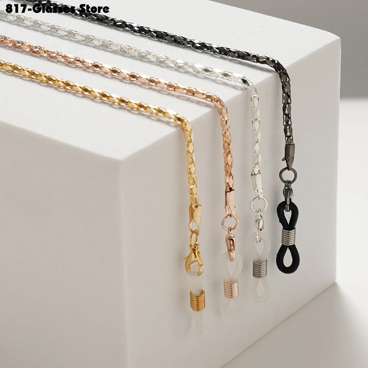 Fashion Woman Sunglasses Chain Hollow Out Eyewear Strap  Anti-Falling Eyeglasses Chain Myopia and Presbyopia Glasses Accessories