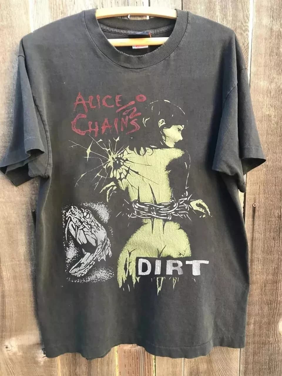 Alice In Chains Dirt Graphic Retro Charcoal Unisex Tshirt Men Women S-4XL Graphic Short Sleeve Shirt Unisex Men Women Summer