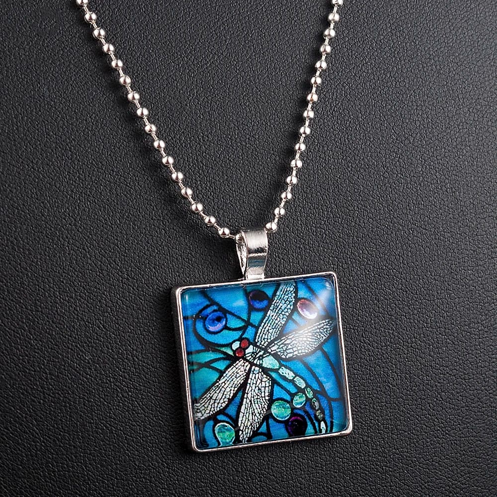 Blue Dragonfly Pendant Necklace for Women - Mystical Insect Jewelry, Perfect for Spring Garden