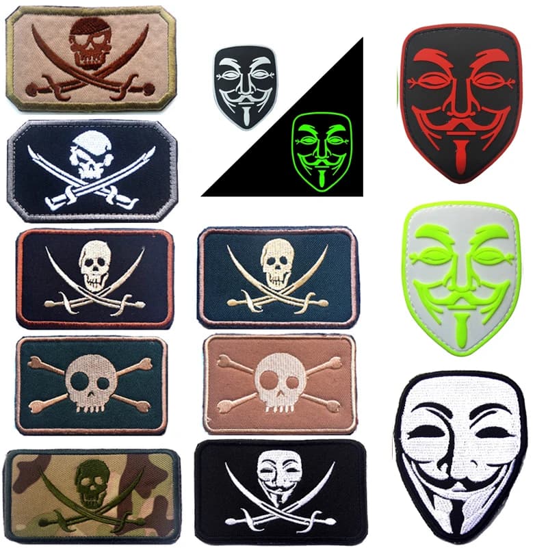 Navy SEALs Jolly Roger Pirate Skull Crossed Swords Embroidered PVC Patch - Military Tactical Army Badge