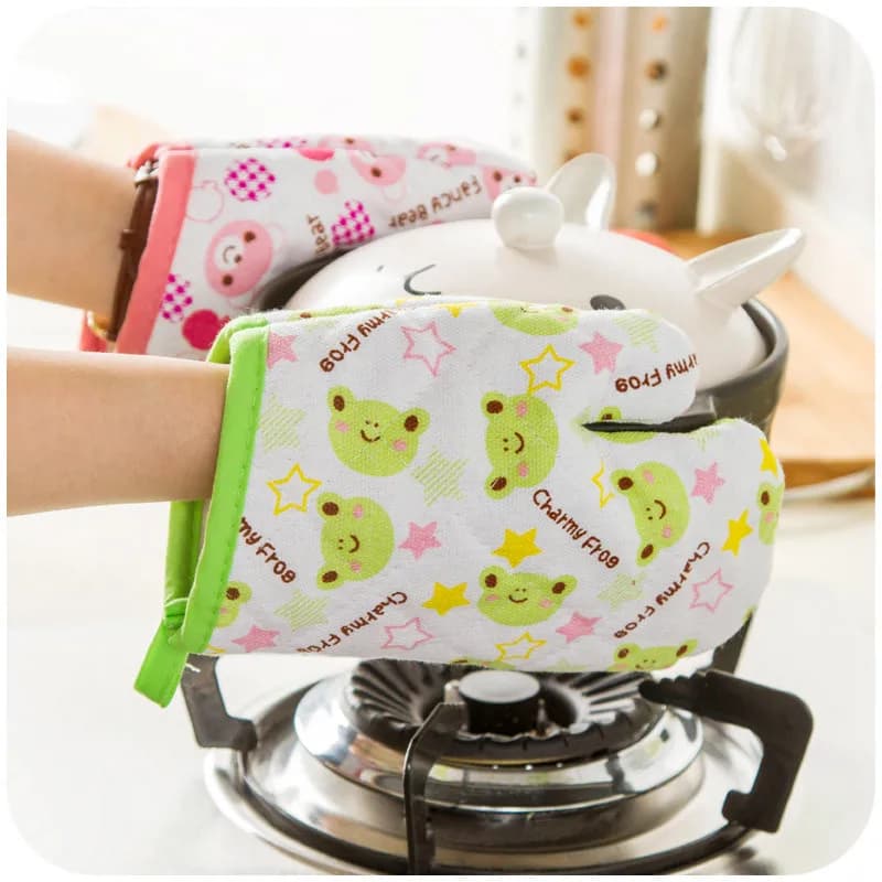 1PC/Lot Cartoon Printed Canvas Oven Heatproof Gloves for Heat Insulation - Hot Pot Holder, Baking Tools, and Microwave Oven Gloves