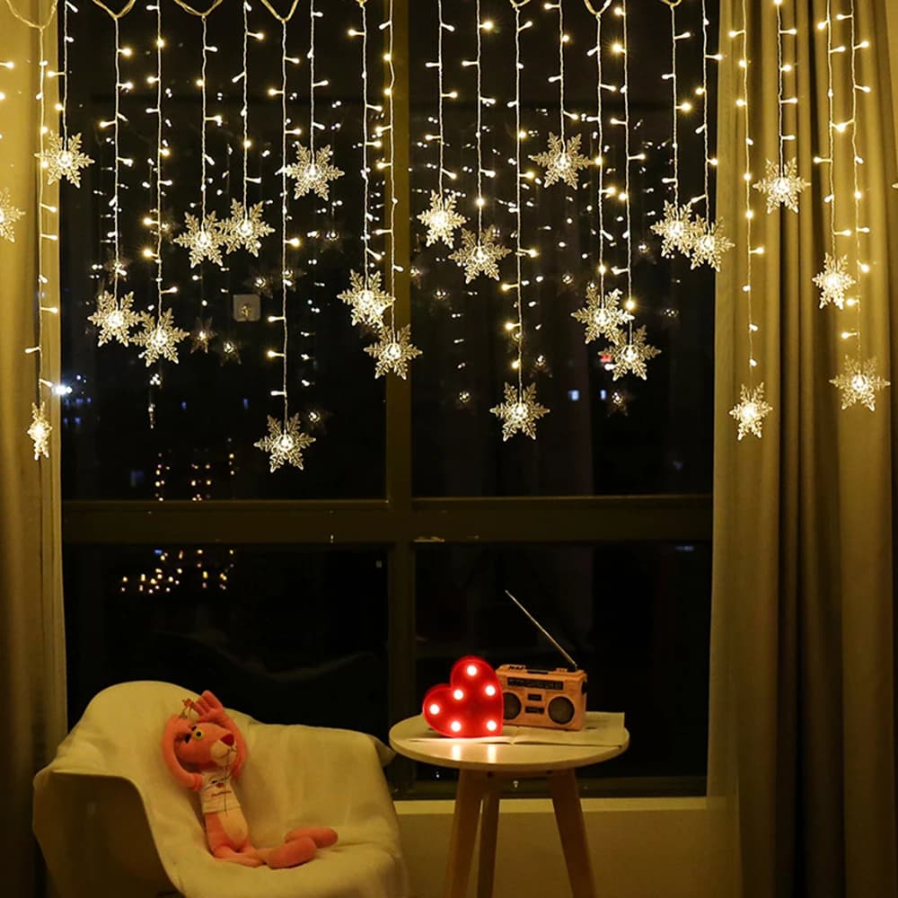 Outdoor Party Lights - Christmas Decoration Snowflake LED String Lights Curtain - Flashing & Waterproof D30