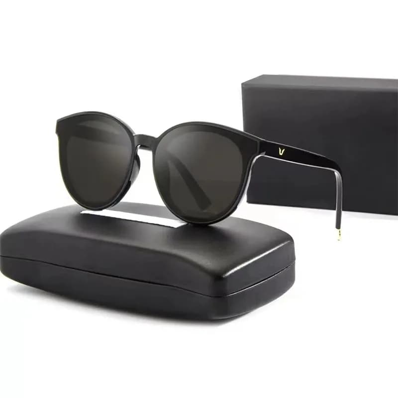 Classic Vintage Small Frame Oval Sunglasses Women's Outdoor Leisure Sun Glasses Summer Trend Lady Eyewear UV400 Gafas De Sol