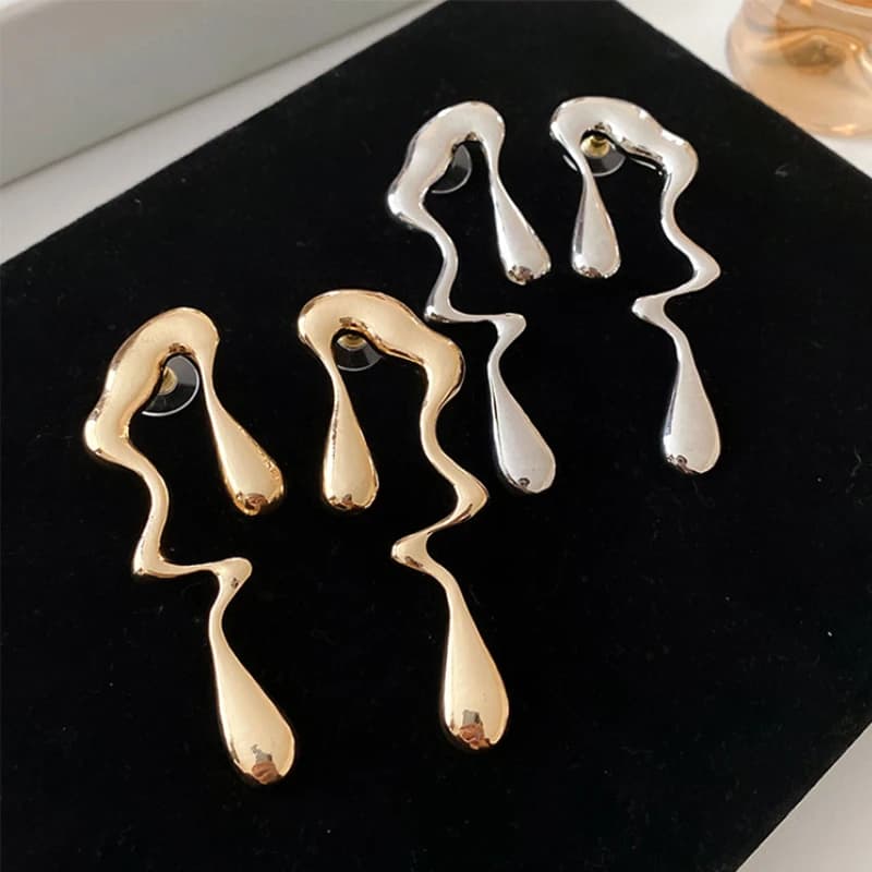 2pcs New Creative Metal Irregular Water Drops Stud Earrings for Women Vintage Gold Color Geometric Long Earrings Christmas Gifts