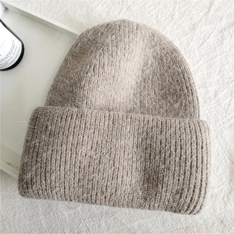 2023 new Hot Selling Winter Hat Real Rabbit Fur Winter Hats For Women Fashion Warm Beanie Hats Solid Adult Cover Head Cap