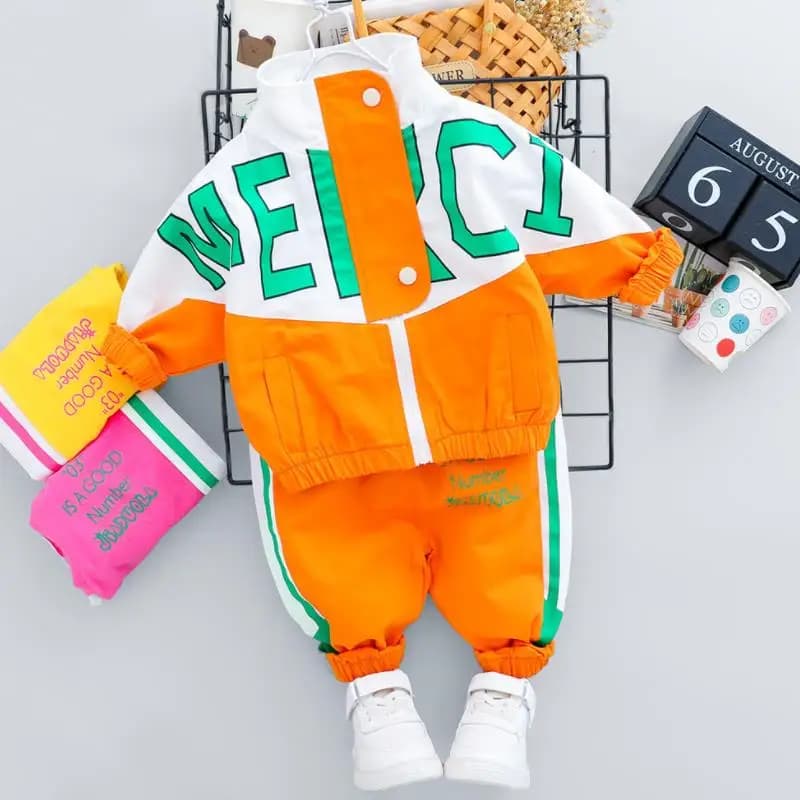 2024 New Boys and Girls' Sports Set Spring and Autumn Baby New Fashion Letter Zipper Set Children's Splice Two Piece Set 0-5Y