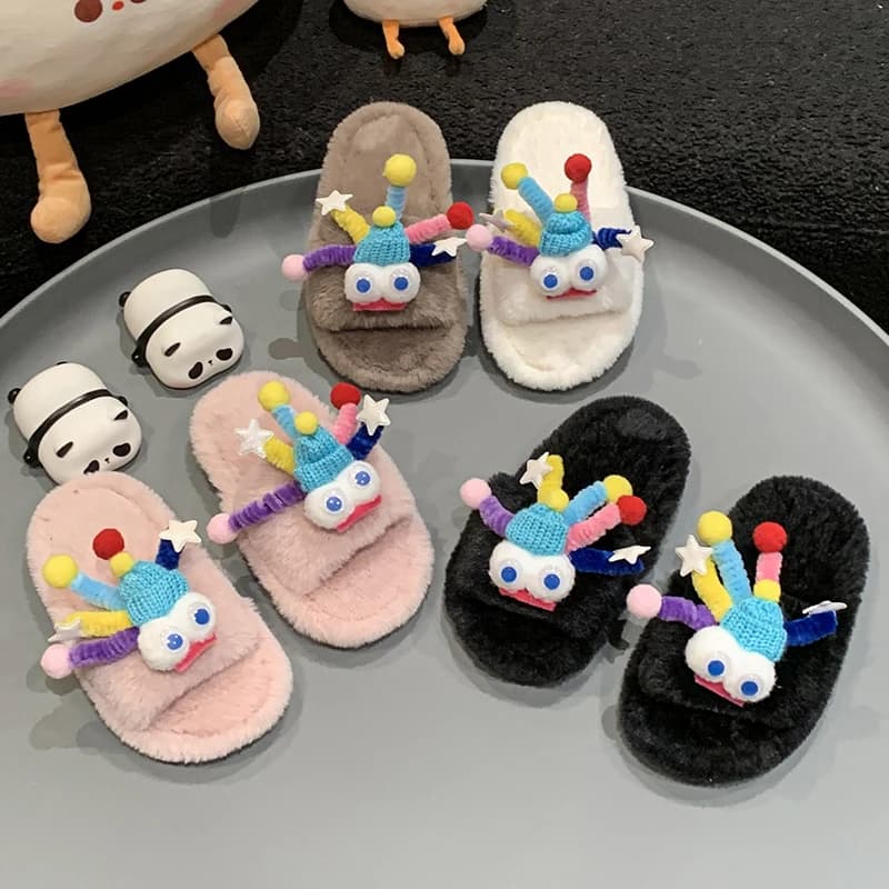 2024 Winter New Children Plush Slippers Girl Fashion Cute Doll Korean Style Soft Bottom Anti-slippery Versatile Chic Warm Shoes