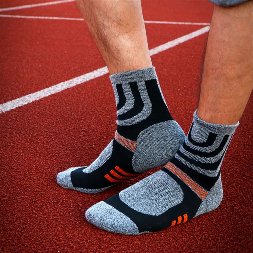 Men Anti Blister Autumn Winter Terry Socks Outdoor Sports Running Cycling Marathon Camping Trekking Rugby Socks