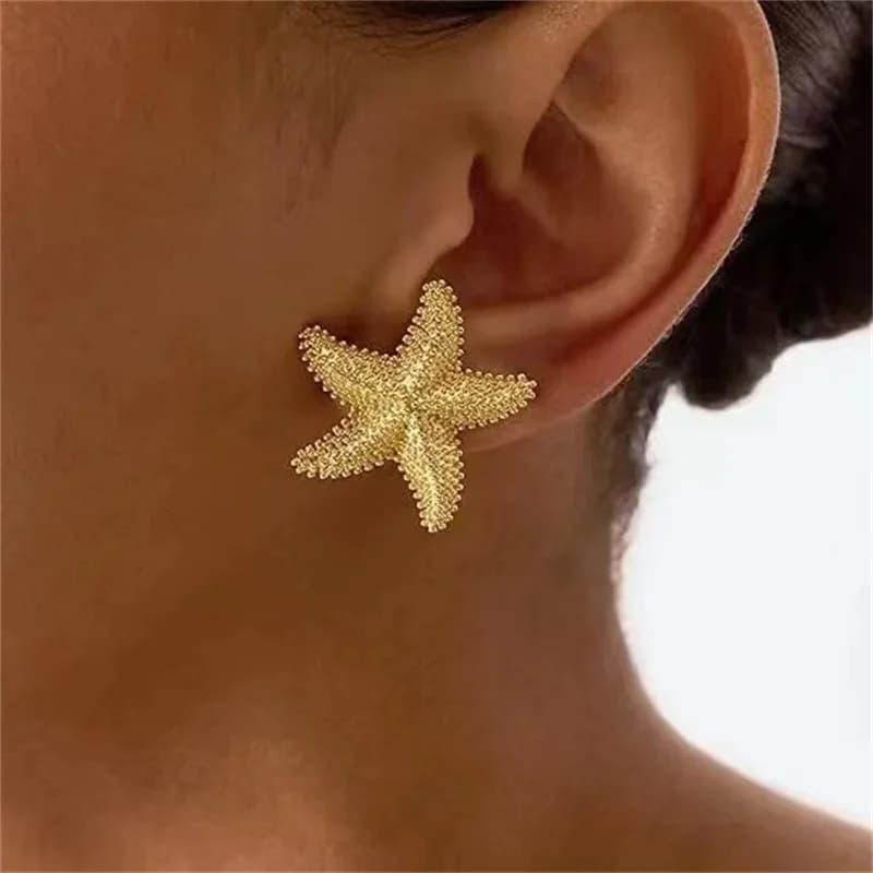 Fashion Exaggeration Summer New Golden Starfish Earrings for Woman Holiday Party Bohemian Jewelry Accessories for Women Gifts