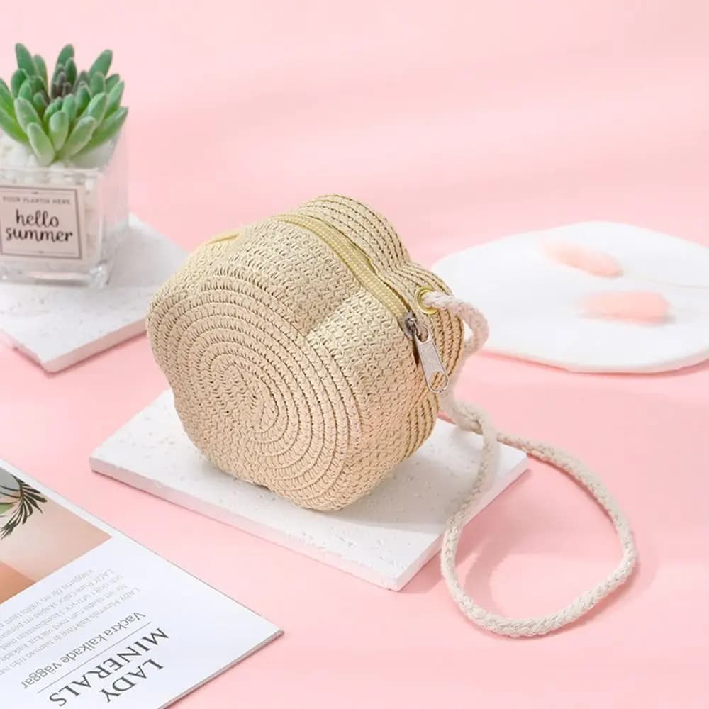 Fashion Woven Straw Shoulder Bags Flower Cute Coin Purse Travel Creative Crossbody Bag for Children