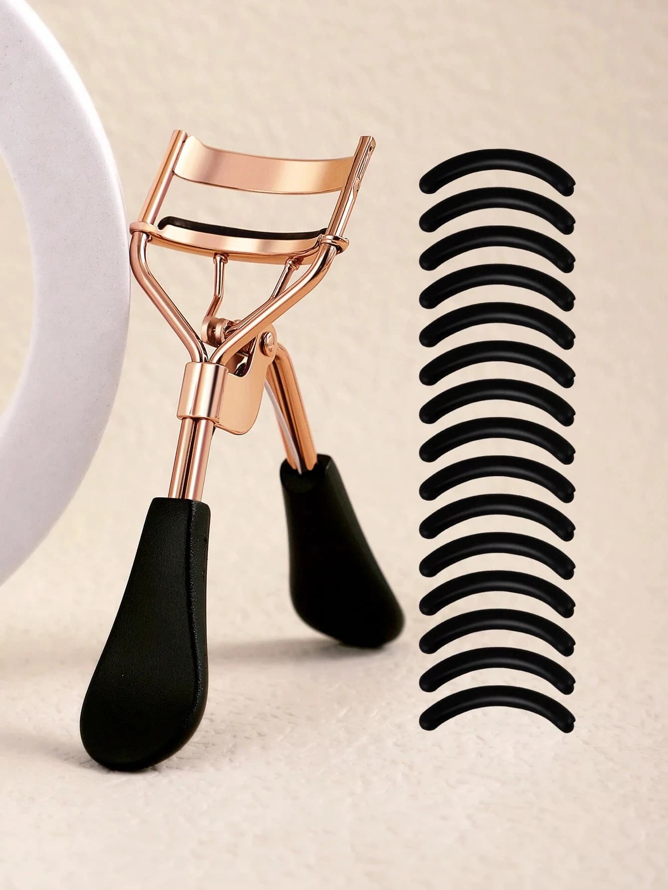 1PC Eyelash Curler and 15 Silicone Pads, Portable Stainless Steel Gold Eyelash Curler,Curling & Shaping,Not Hurting