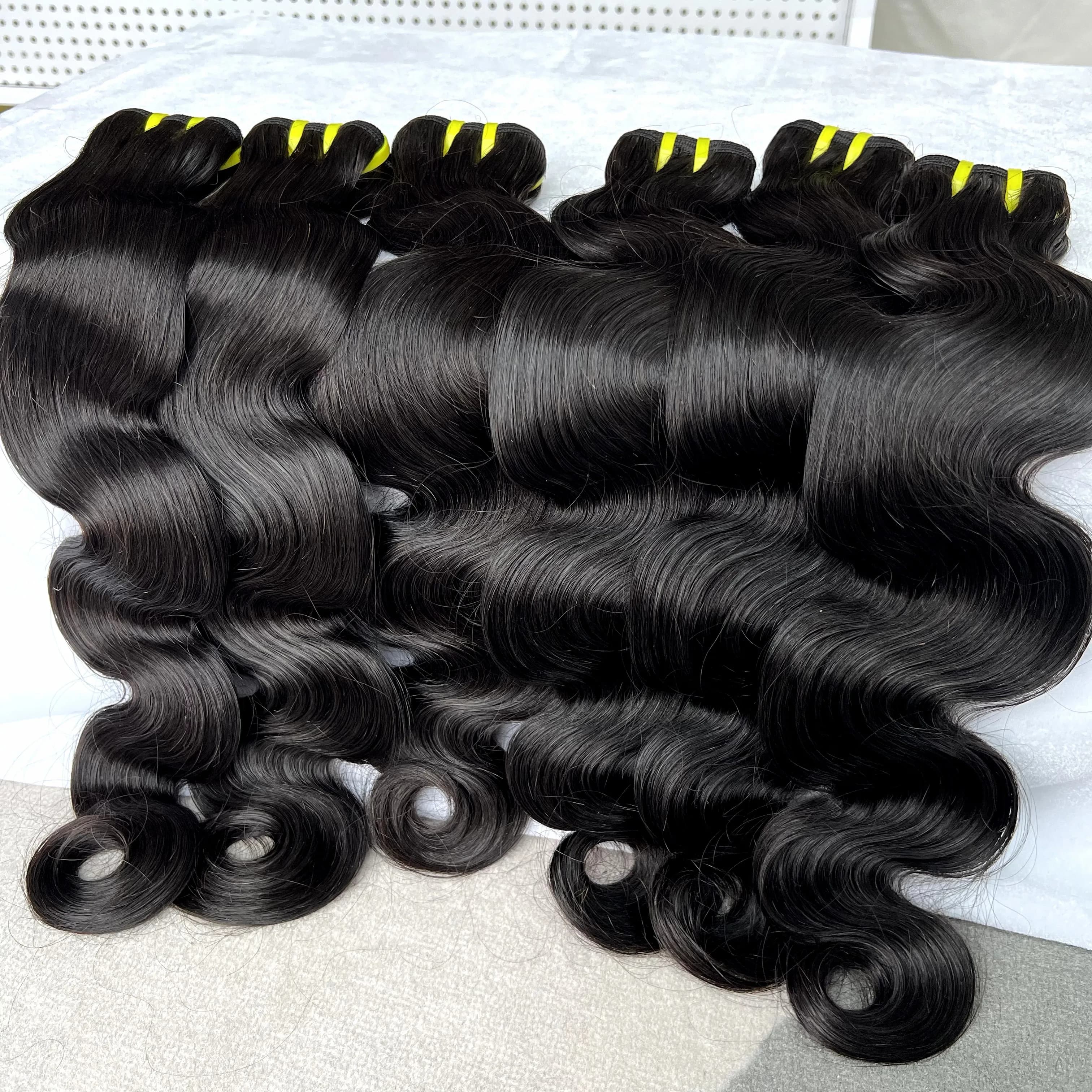 GDYLuxury 12A Grade Body Wave Bundles 100% Human Hair Bundles Human Hair Raw virgin Hair Extensions For Women Unprocessed Hair