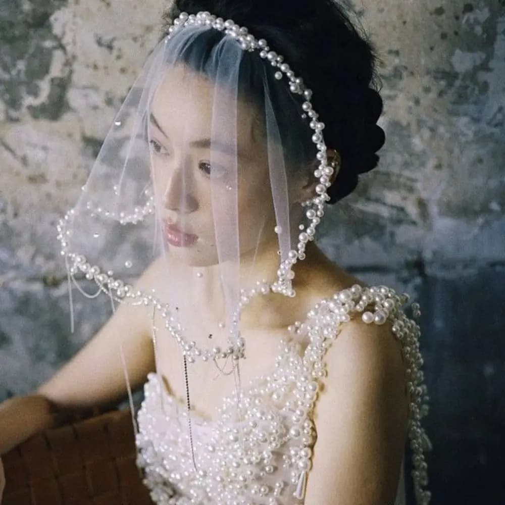 Vintage Pearls Beads Brides Veil Tassels Short Wedding Veils Tulle White Bride Head Gauze Headpieces
