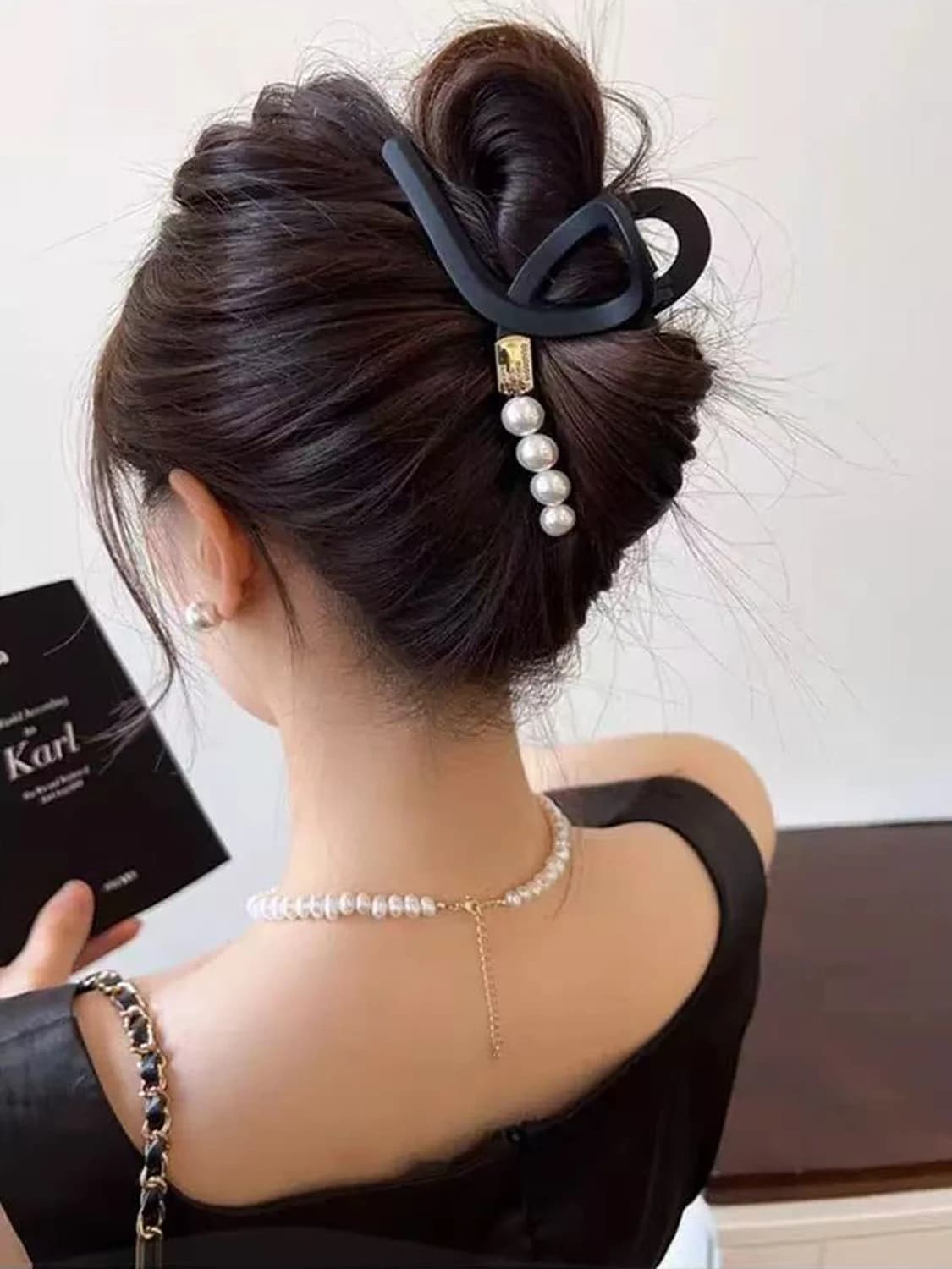 1pc matte pearl metal hair clip, back of the head premium sense large grab clip seamless shark clip, suitable for daily use