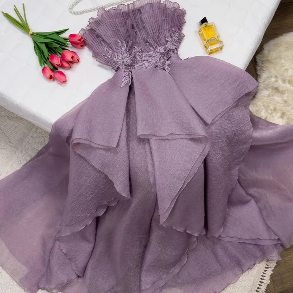 Party Gowns Delicate Strapless Chiffon Sleeveless A-Line Evening Dress Pleats Pearls Appliques Photo Color Knee Length Classic